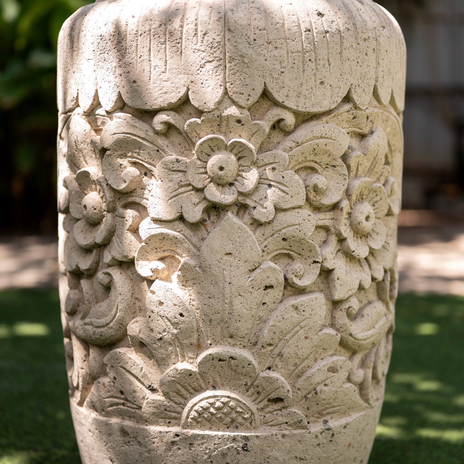 Flora Column