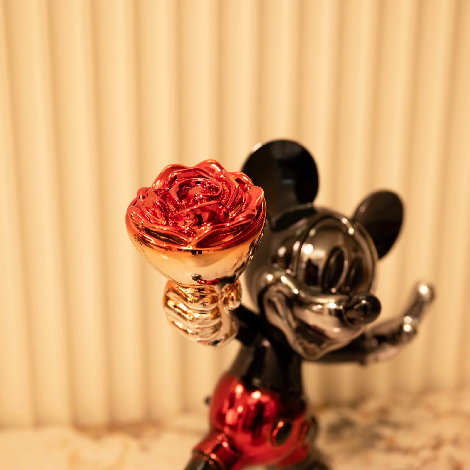 Lustre Gesture