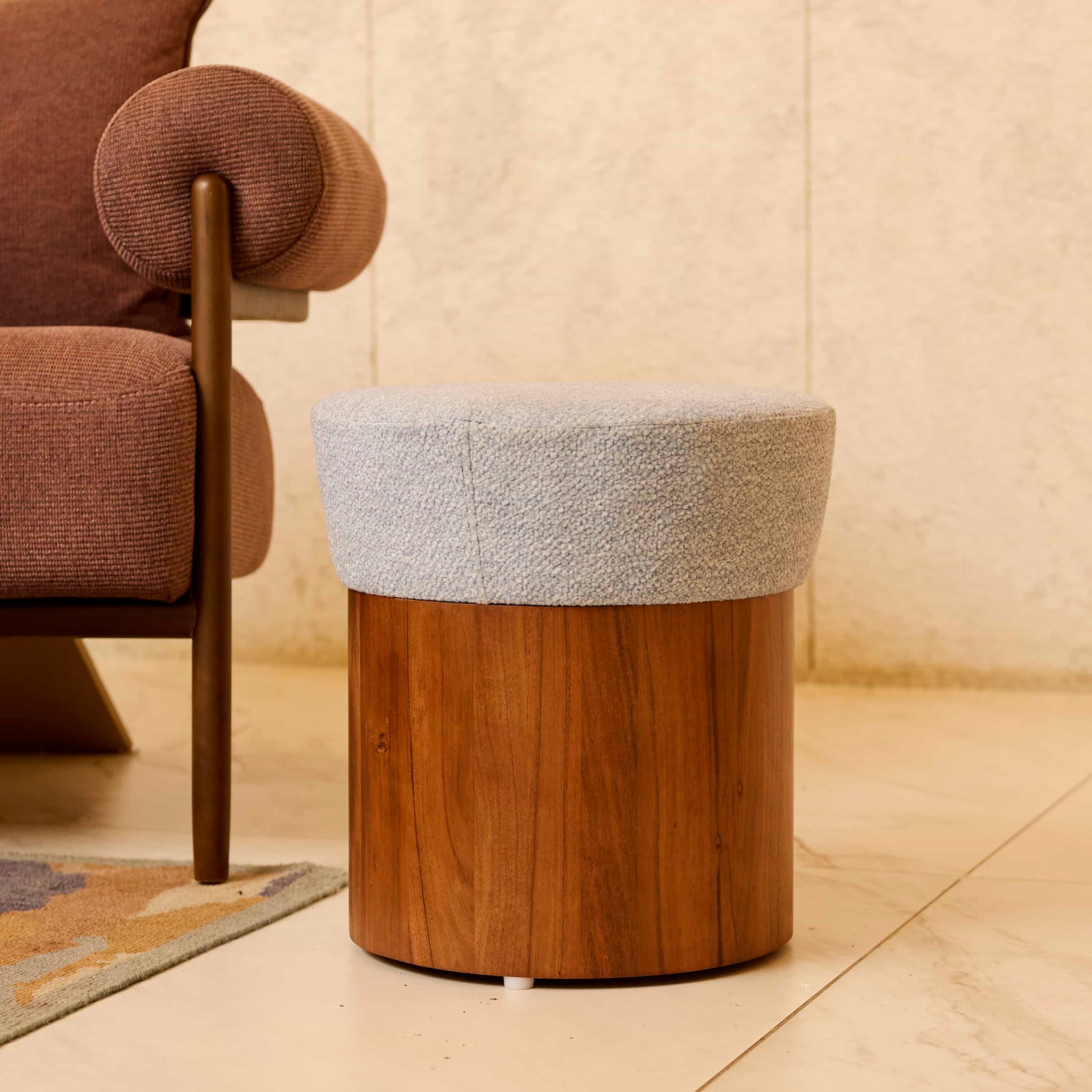 Ashen Seat
