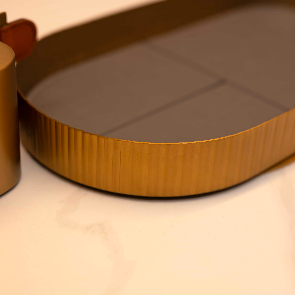 Gilded Slate And Aurea