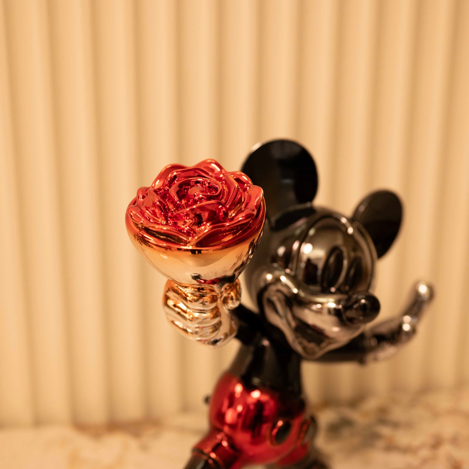 Lustre Gesture
