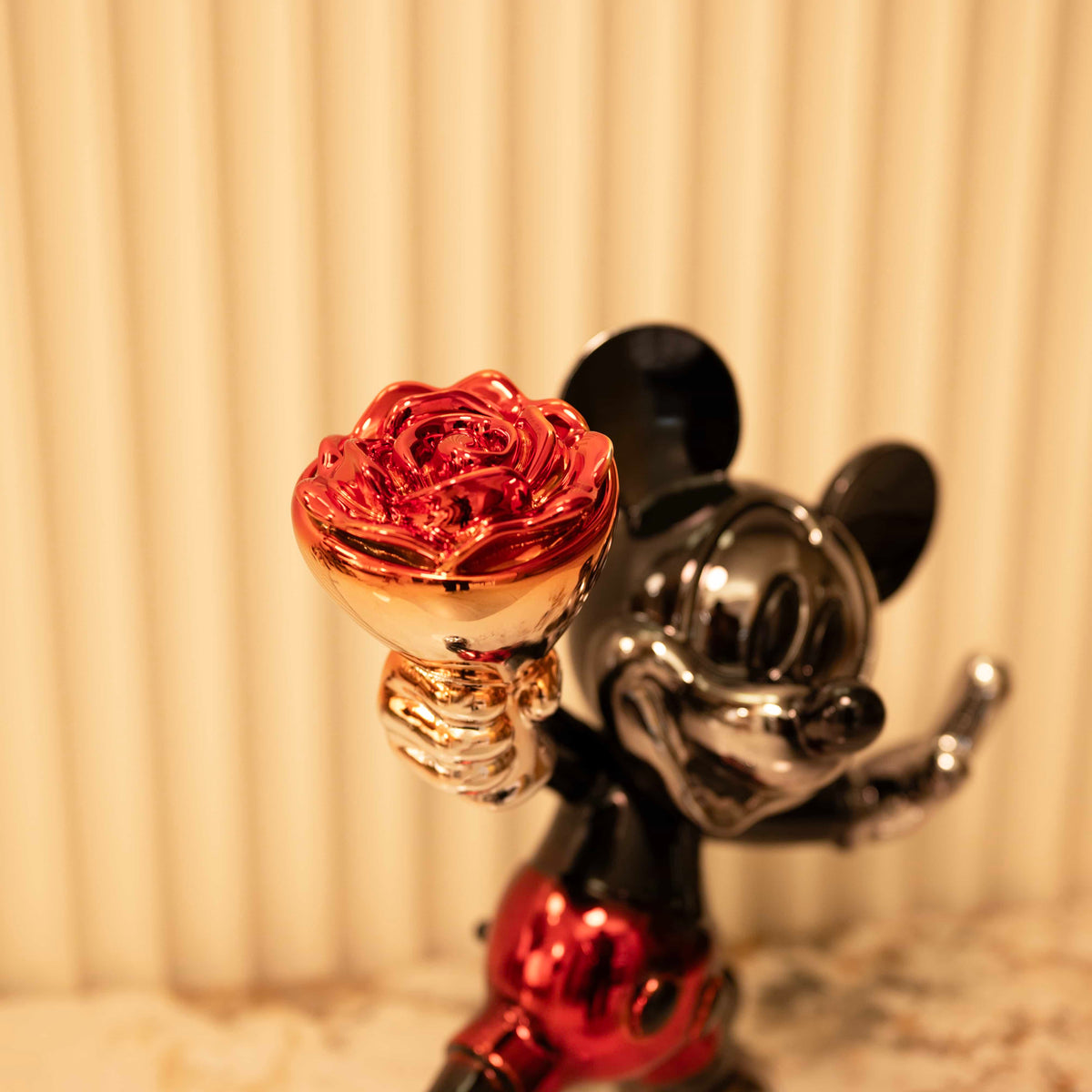 Lustre Gesture